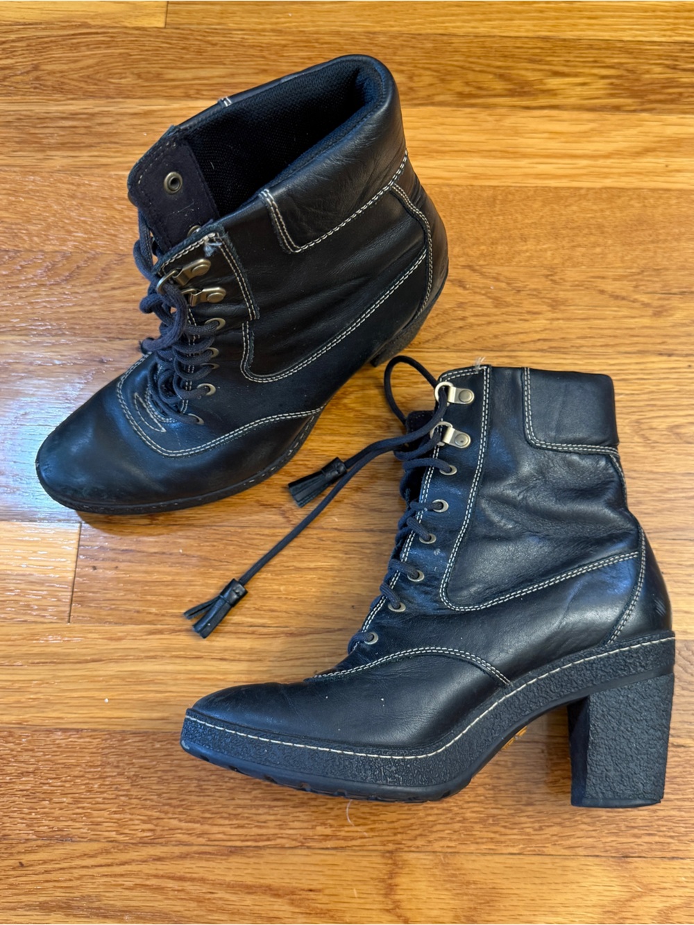 Timberland Crispin Tassel Black Leather Combat High Heel Ankle Boots - Size 7.5